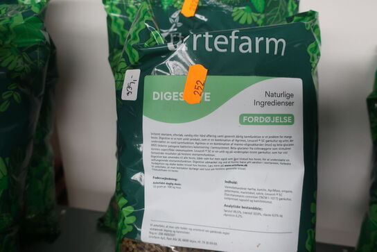 2 ps. Kosttilskud til hest URTEFARM Fordøjelse