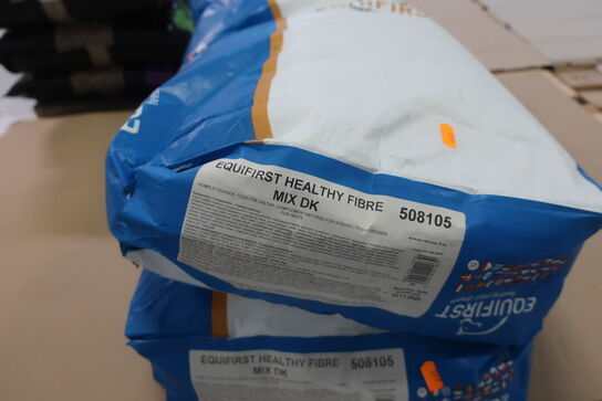 2 ps. Hestefodder EQUIFIRST Healthy Fibre Mix DK 20 kg.