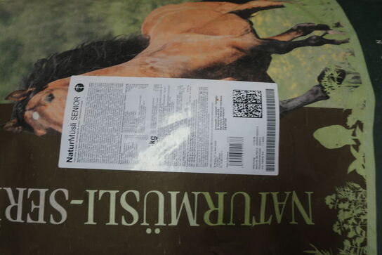 Hestefodder samt foddersalt 