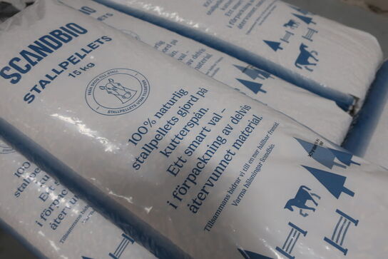 4 ps. Staldpiller SCANDBIO 15 kg. 