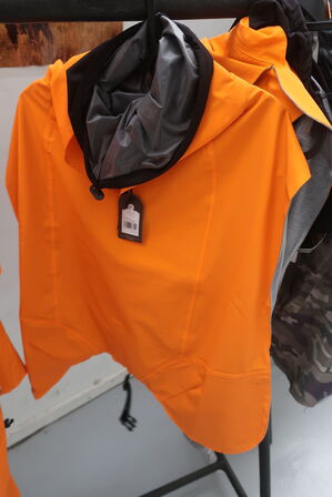 Regnjakke til hund PAIKKA 