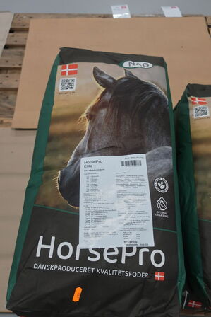 4 ps. Hestefodder NAG HorsePro 20 kg. 