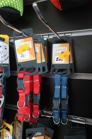 9 stk. halsbånd HUNTER