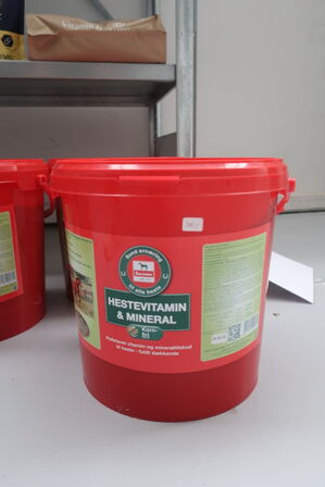 Kosttilskud til hest SALVANA Hestevitamin & Mineral