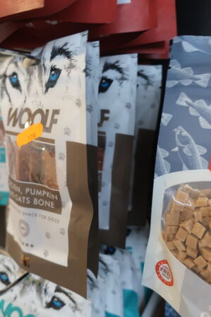 9 ps. Godbidder WOOLF