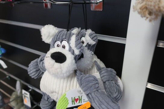 2 stk. dukker HUGGLES