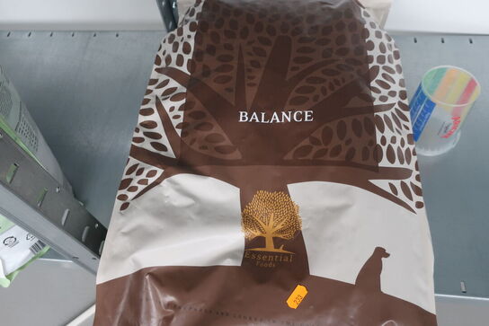 Hundefodder ESSENTIAL FOODS Balance 10 kg. 