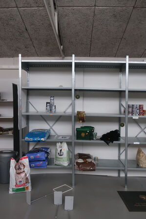 19 fag lagerreoler uden indhold (læs beskrivelse)