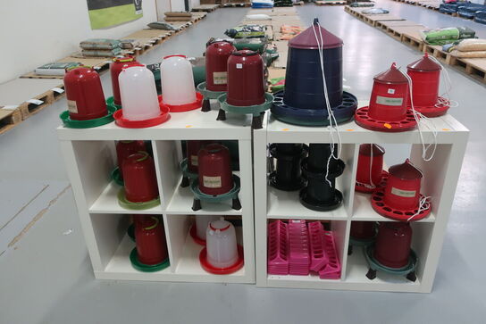 Diverse fodderstationer