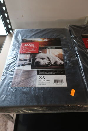 3 stk. madrasser CANIS