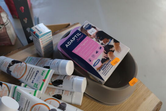 Kosttilskud, slikkemåtter m.v. til katte