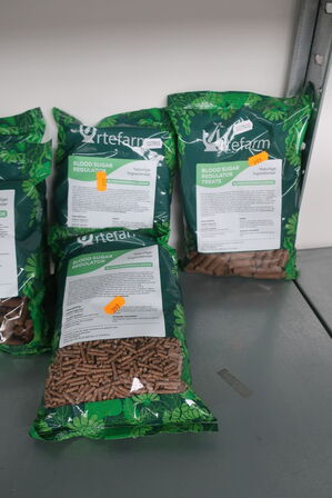 3 ps. Kosttilskud til hest URTEFARM Blood Sigar Regulator 