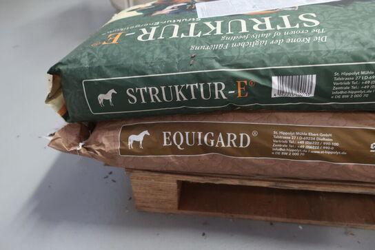 2 ps. Hestefodder ST. HYPPOLYT m.v. 