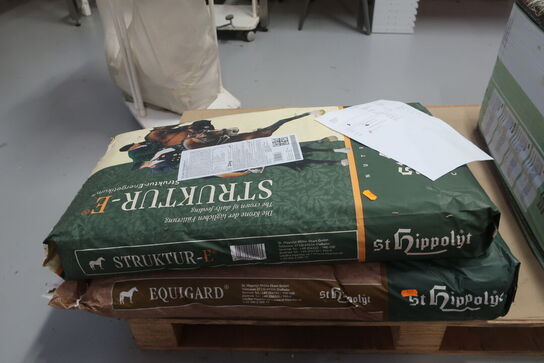 2 ps. Hestefodder ST. HYPPOLYT m.v. 