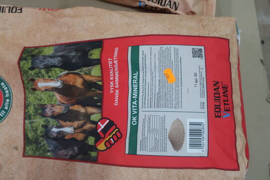 Hestefodder EQUIDAN OK VITA-MINERAL 12,5 kg. 