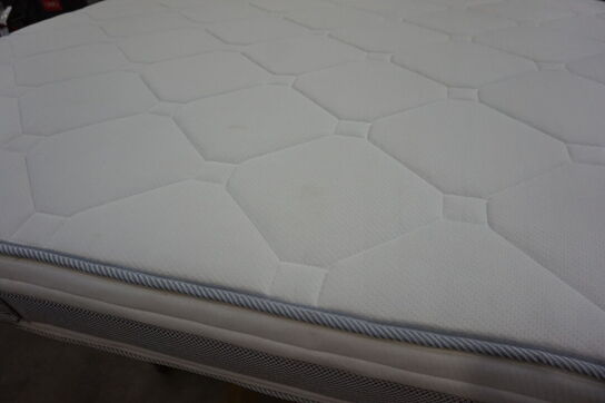 Diamant 7-zoners springmadras 140x200 cm 