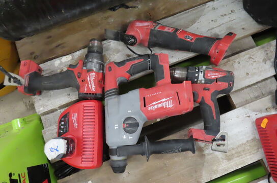 4 stk. elværktøj MILWAUKEE 