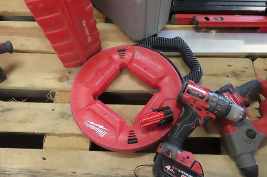 2 stk. elværktøj  MILWAUKEE 