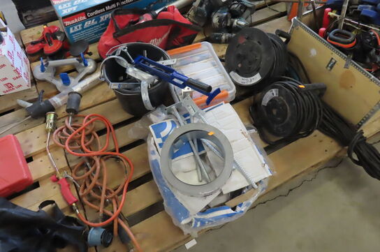 3 kasser med indhold