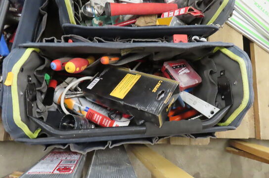 4 stk. Værktøjskasser med indhold