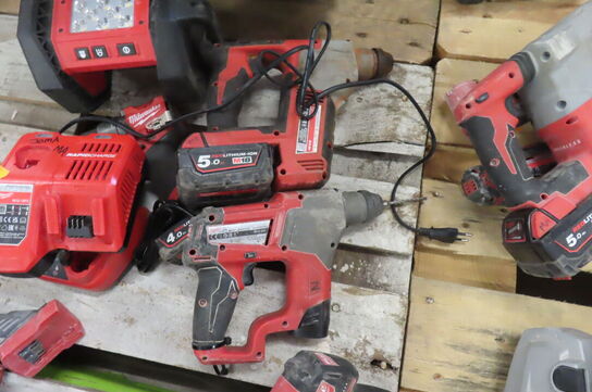 4 stk. elværktøj MILWAUKEE 