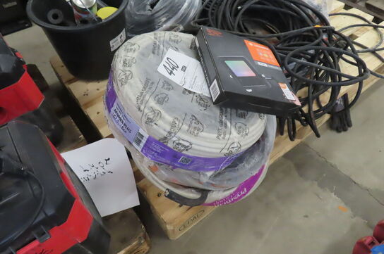 Palle med diverse ledninger 