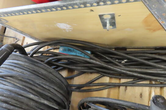 2 stk. Kabeltromler inkl. Stikdåser 