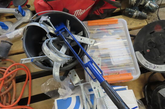 3 kasser med indhold