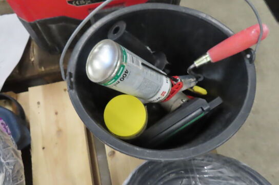 Palle med diverse ledninger 