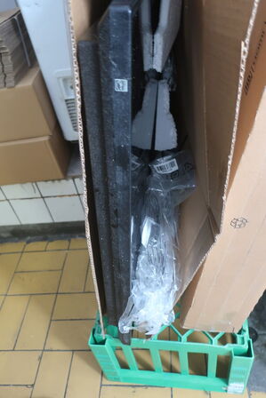 3 stk. 32" LG skærme 32SE3KE-B