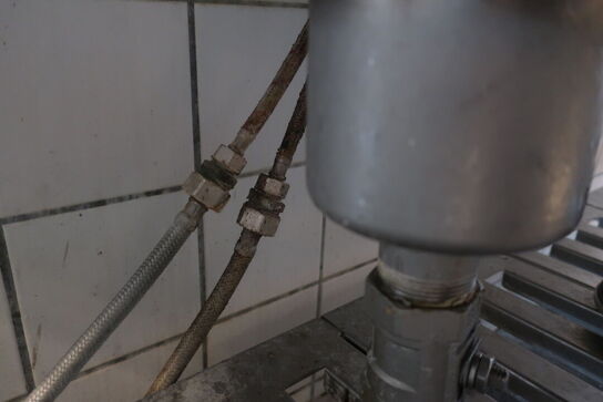 Vaskebord med armatur