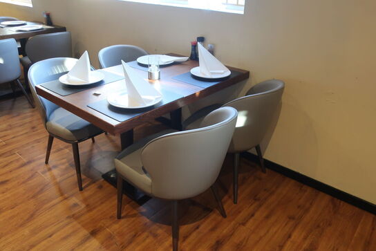 4 borde og 16 nye stole