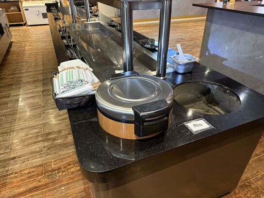 Buffet med endestykke