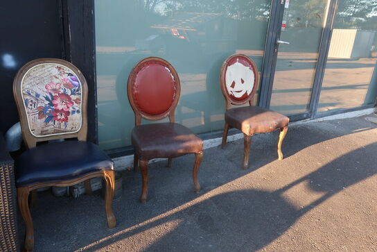 Diverse stole udendørs