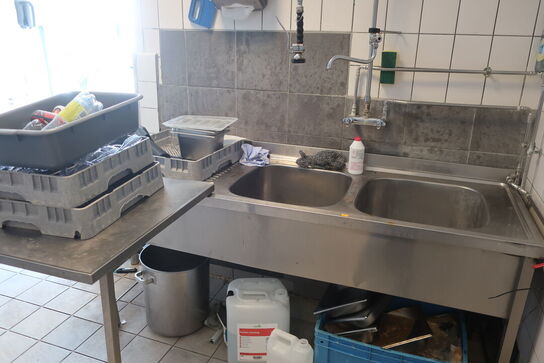 Dobbelt vaskebord uden armatur