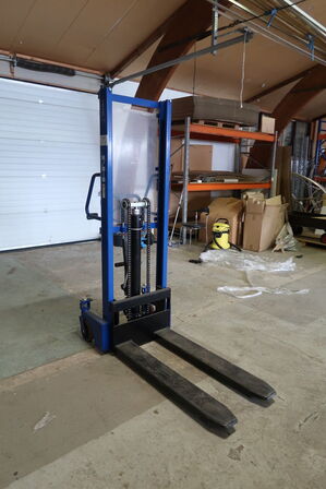 Hydraulisk pallestabler, NH SFH1016 1000 kg.