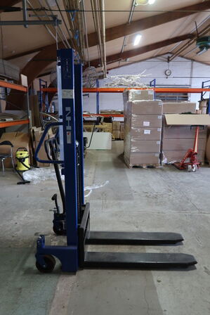 Hydraulisk pallestabler, NH SFH1016 1000 kg.