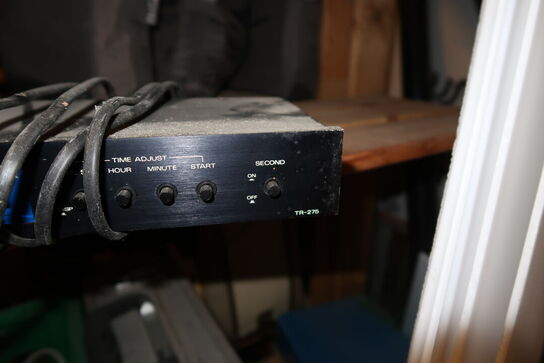 Div. Forstærker bl.a. FISHER TR-275, converter MIDIMAN Flying Cow m.m.