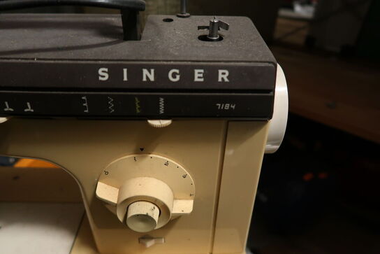 Symaskine SINGER 7184