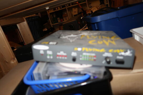 Div. Forstærker bl.a. FISHER TR-275, converter MIDIMAN Flying Cow m.m.