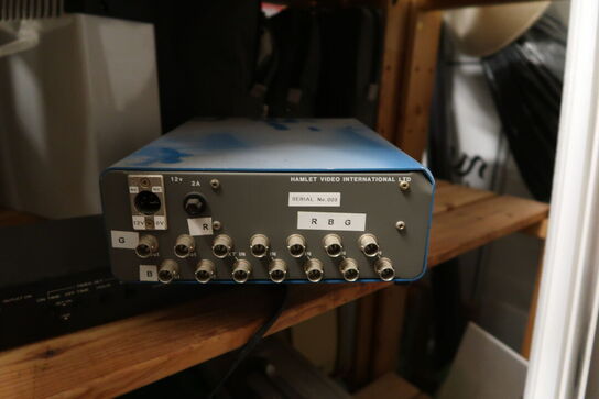 Div. Forstærker bl.a. FISHER TR-275, converter MIDIMAN Flying Cow m.m.