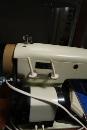 Symaskine MAJOR LETVÆGT