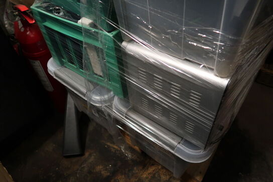 Div. Gasflasker, varmeovn, forlængerledninger, kopper m.m.