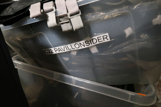 Palle med pavillonsider, varmeovn, arbejdslamper, møbelhund m.m.