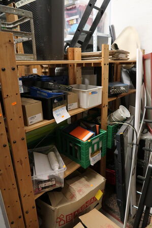 4 fag lagerreoler uden indhold