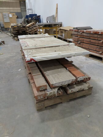 Div. assoteret overliggere og rest mursten