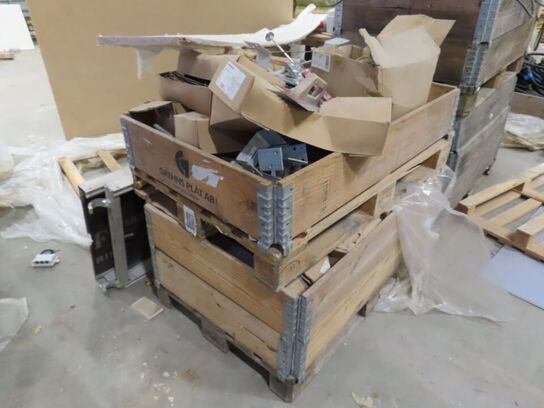 Div. materialer, eltavler og ledninger