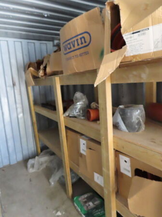 20" skibscontainer med indhold