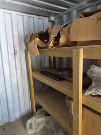 20" skibscontainer med indhold