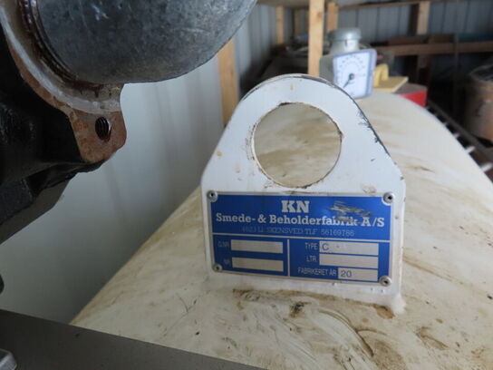 20" skibscontainer med indhold